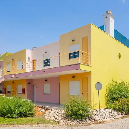 Orada - Marina De Apartman